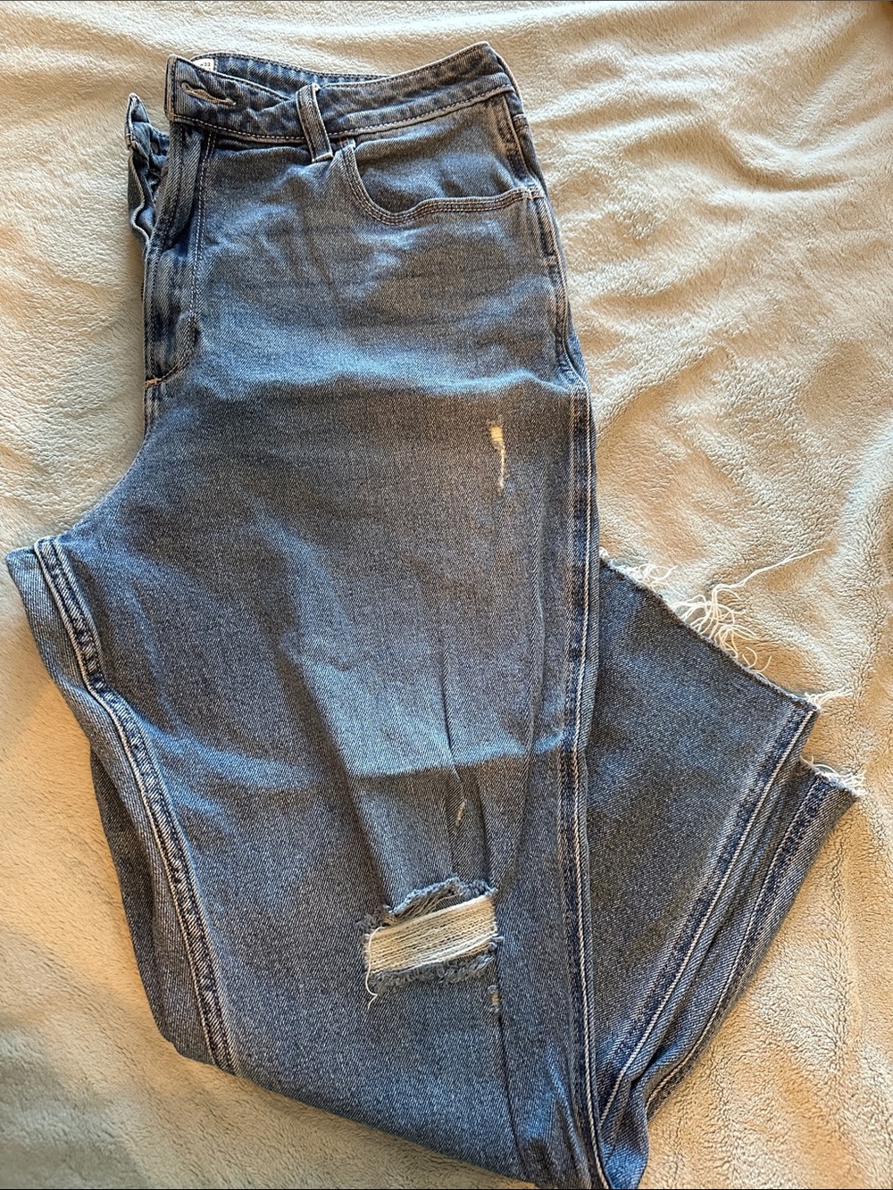 Hollister Medium Blue Distressed Straight-Leg Mom Jeans - 16/33S